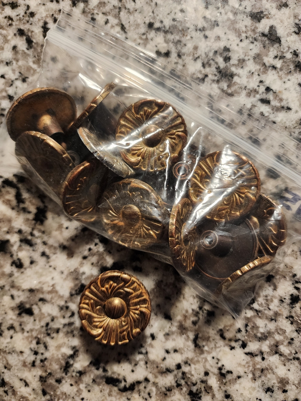 Hickory Hardware Cavalier 1-1/2 In. Antique Cabinent Knobs - Picture 2 of 4